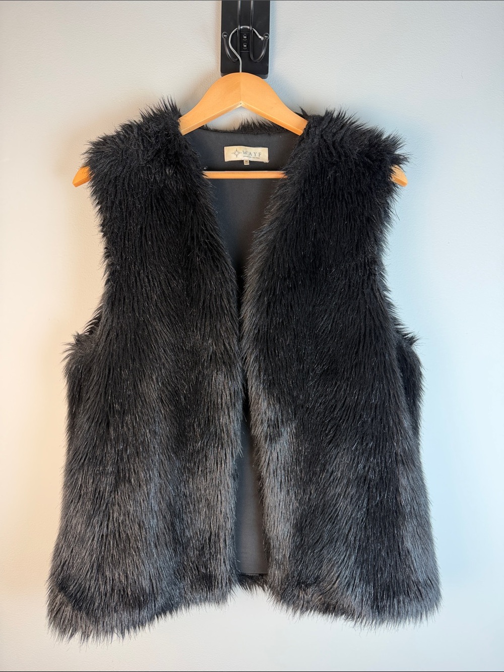 WAYF Black Faux Fur Vest Festival Glam Rock Size M